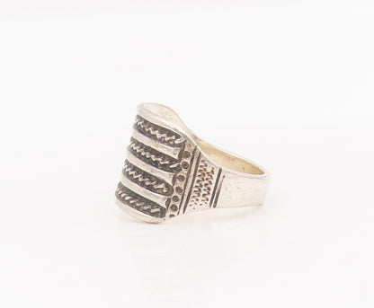 925 Sterling Silver Vintage Ring Solid And Twisted Rope Carved  Sz 7 RG28148