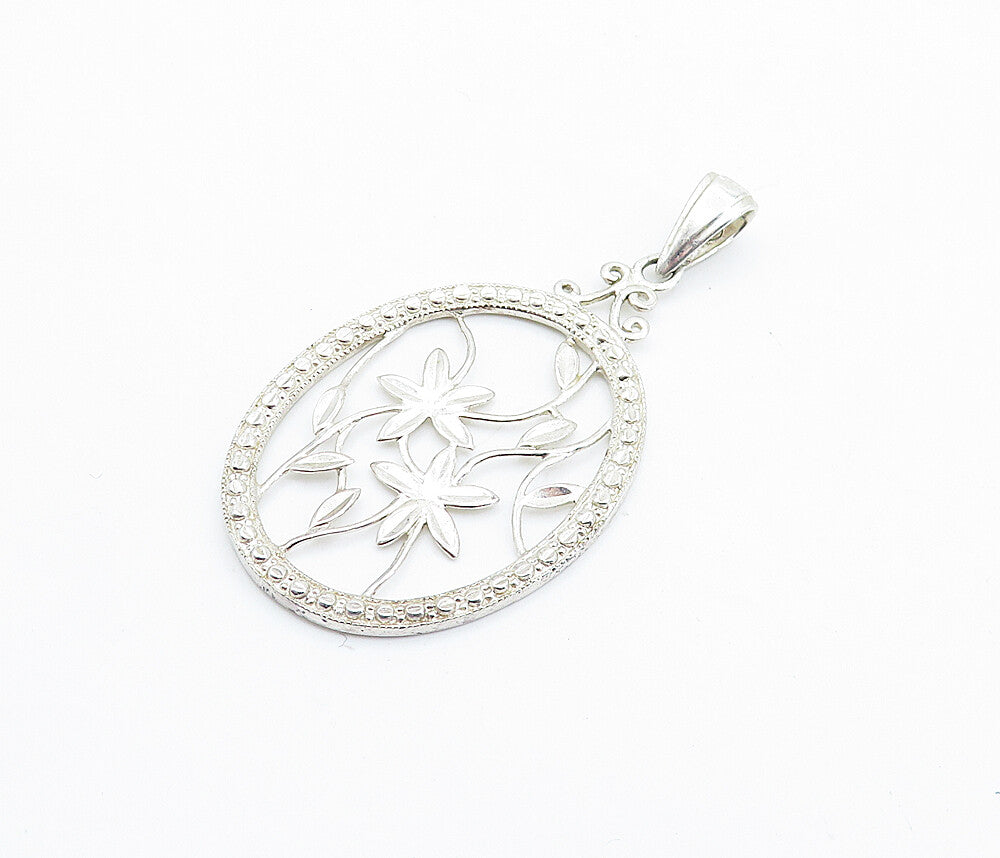 925 Sterling Silver  Vintage Shiny Open Floral Vine Oval Drop Pendant  PT4215