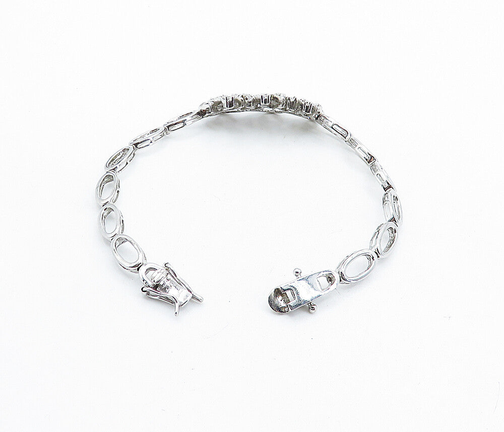 925 Sterling Silver  Sparkling Cubic Zirconia Oval Link Chain Bracelet  BT2372