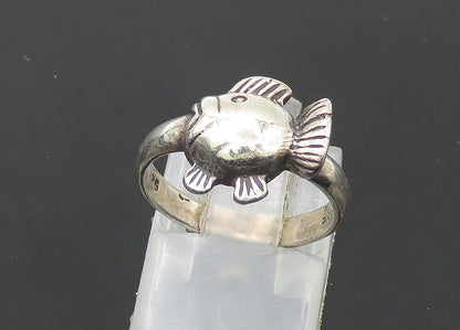 925 Sterling Silver  Vintage Shiny Blowfish Motif Band Ring Sz 5.5  RG22383