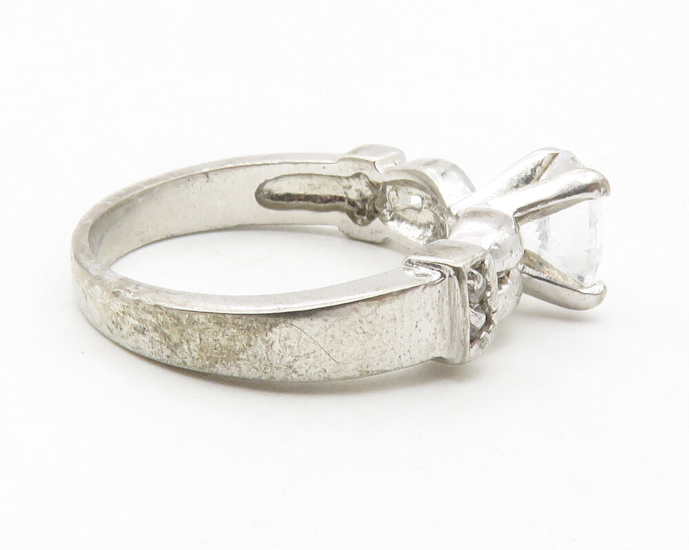 925 Sterling Silver  Vintage Shiny Cubic Zirconia Solitaire Ring Sz 6  RG11716
