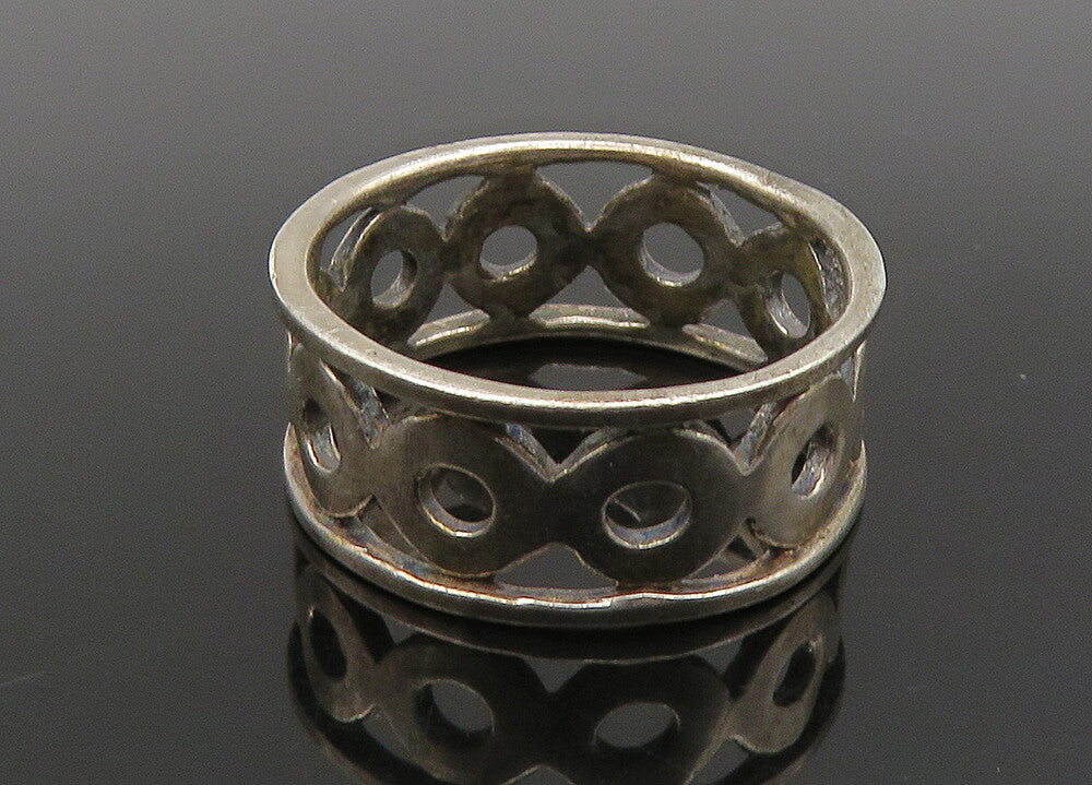 925 Sterling Silver  Vintage Open Circle Pattern Band Ring Sz 8  RG22978