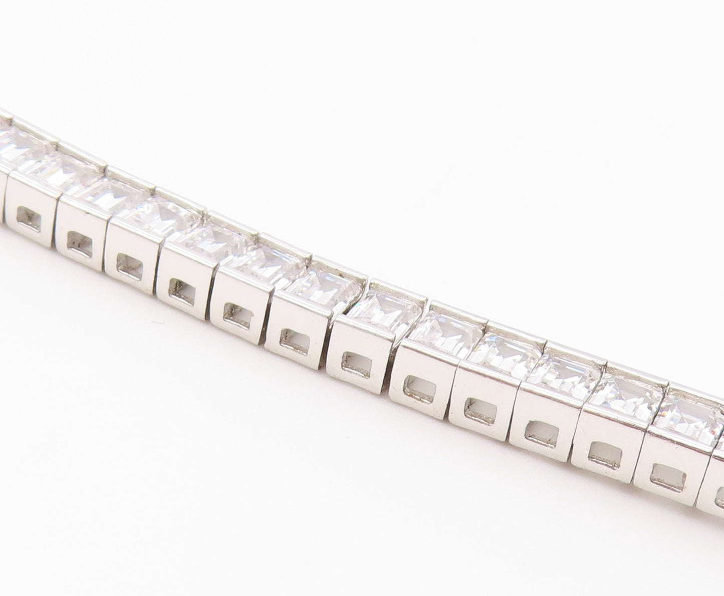 925 Sterling Silver  Vintage Cubic Zirconia Box Link Tennis Bracelet  BT8843