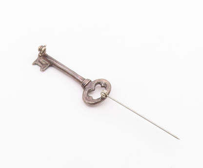 925 Sterling Silver  Vintage Minimalist Missing Key Brooch Pin  BP9834