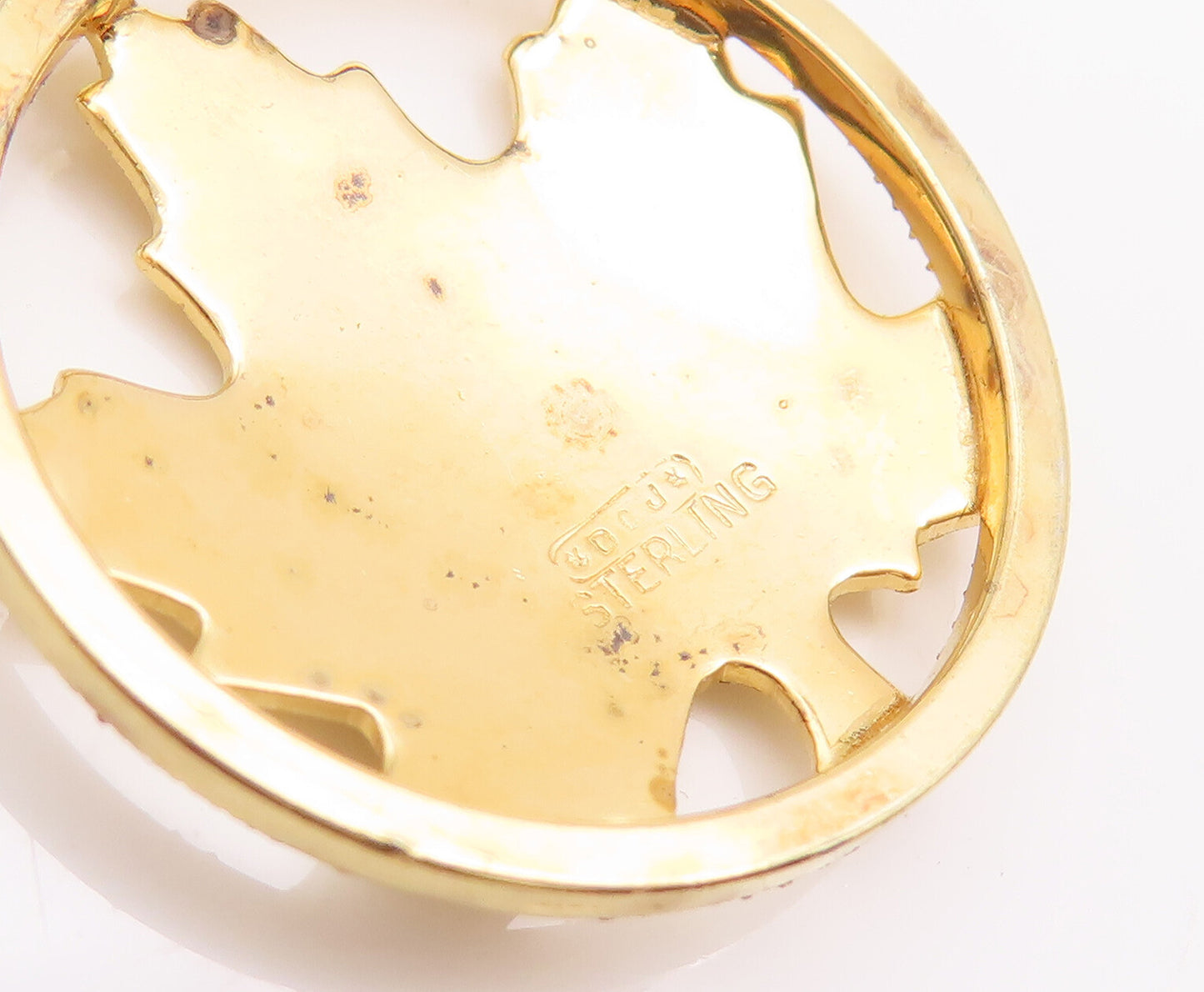 925 Sterling Silver Vintage Pendant Gold Plated Framed Cutout Maple Leaf PT22698