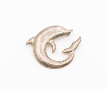 925 Sterling Silver  Vintage Dark Tone Smooth Dolphin Motif Brooch Pin  BP3919