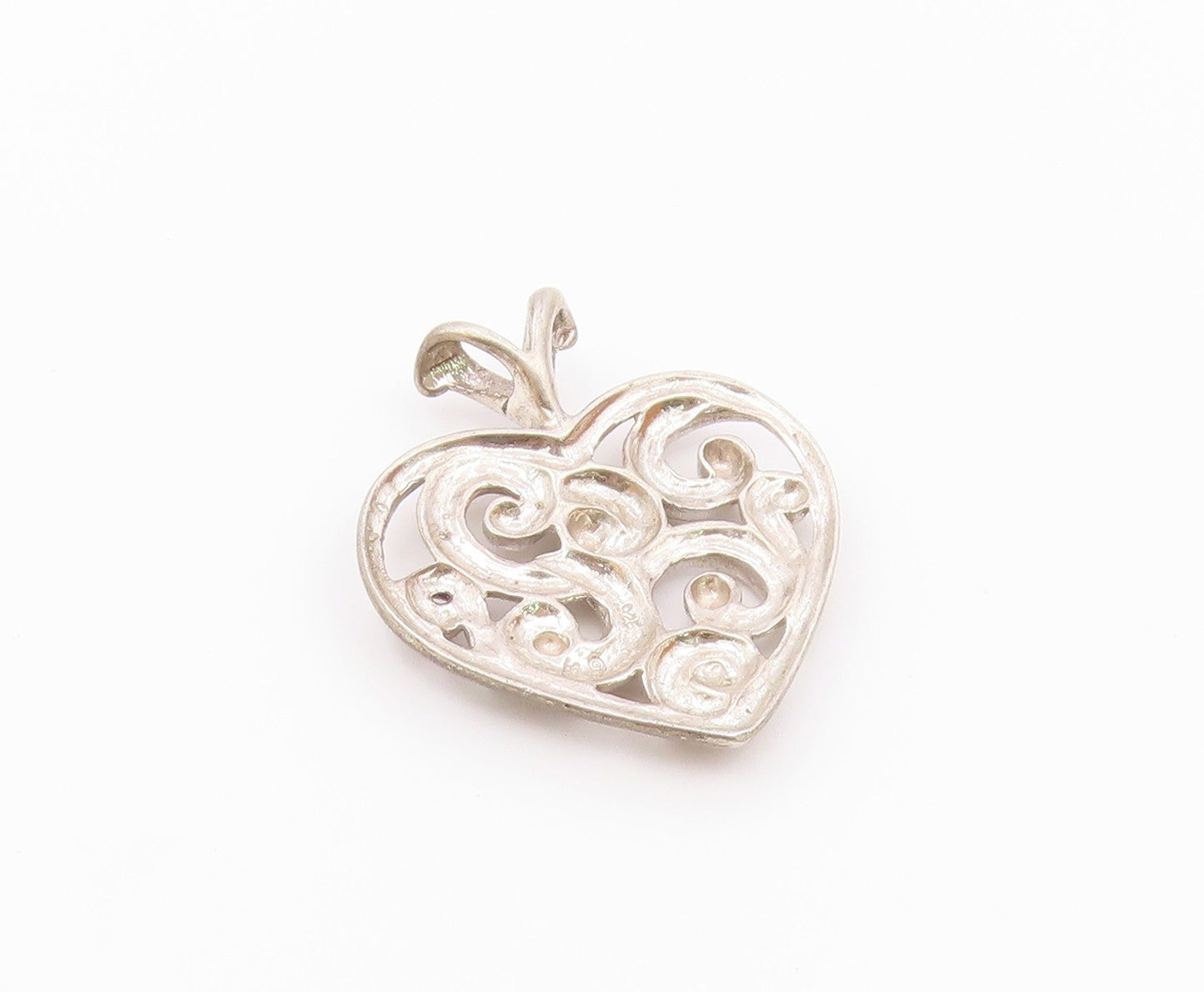 925 Sterling Silver  Vintage Shiny Open Swirl Love Heart Pendant  PT18523