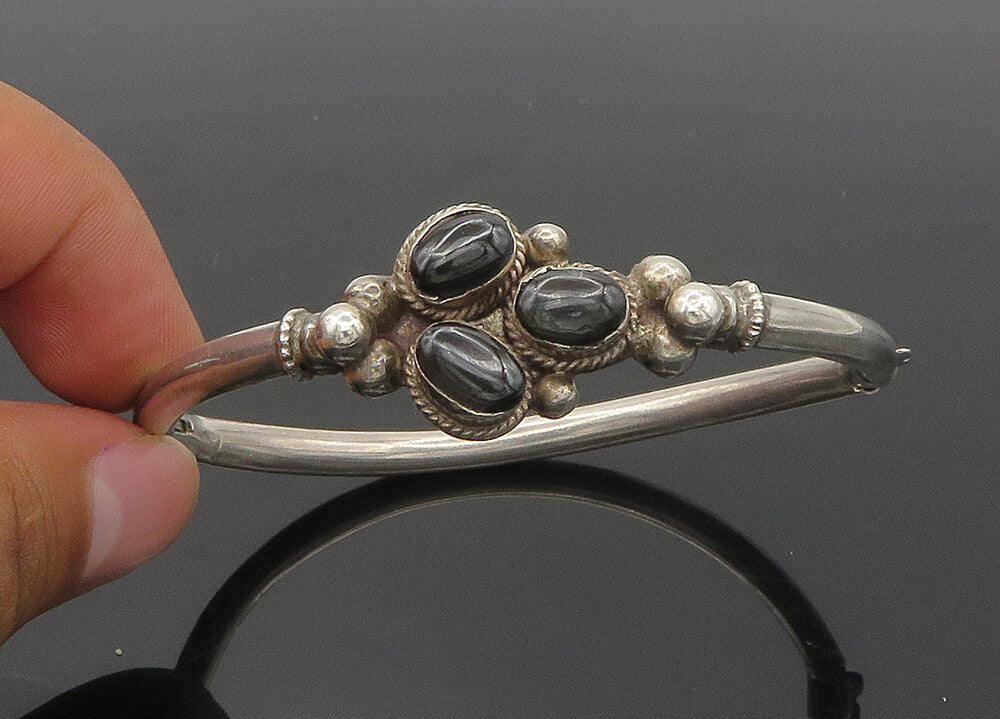 925 Sterling Silver  Vintage Cabochon Cut Black Onyx Bangle Bracelet  BT8386