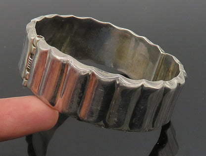 MEXICO 925 Sterling Silver  Vintage Shiny Fluted Round Bangle Bracelet  BT1190