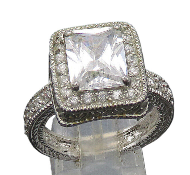 925 Sterling Silver  Vintage Shiny Cubic Zirconia Cocktail Ring Sz 10  RG20796