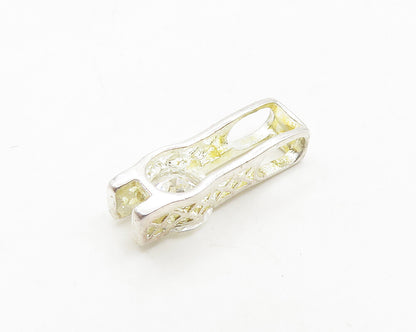 925 Sterling Silver  Vintage Sparkling Round Cubic Zirconia Pendant  PT15389