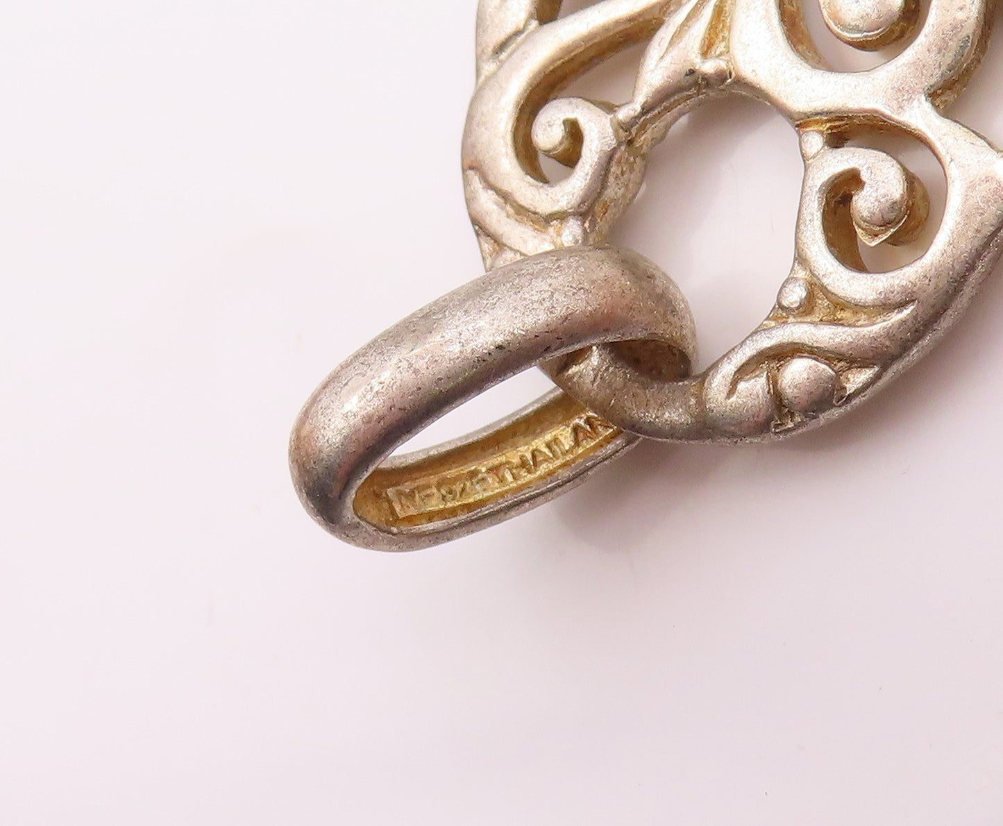 925 Sterling Silver  Vintage Swirl Floral Vine Love Heart Pendant  PT12850