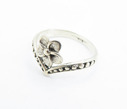925 Sterling Silver Flower Motif Pointed Shiny Band Ring Sz 7.5 RG8087
