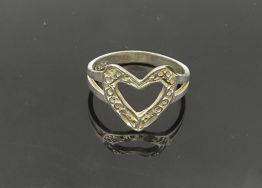 925 Sterling Silver  Vintage Diamond Cut Love Heart Band Ring Sz 7  RG21640
