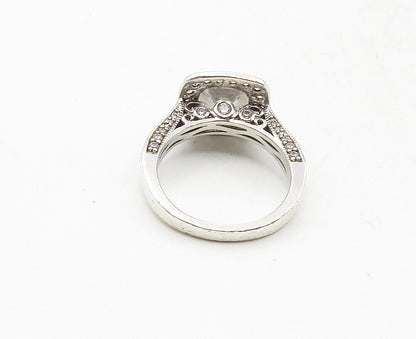 925 Sterling Silver  Cubic Zirconia Solitaire With Accents Ring Sz 7  RG9452