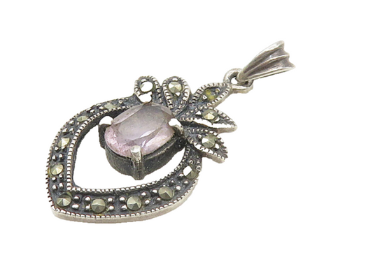 925 Sterling Silver  Vintage Amethyst & Marcasite Floral Leaf Pendant  PT14077