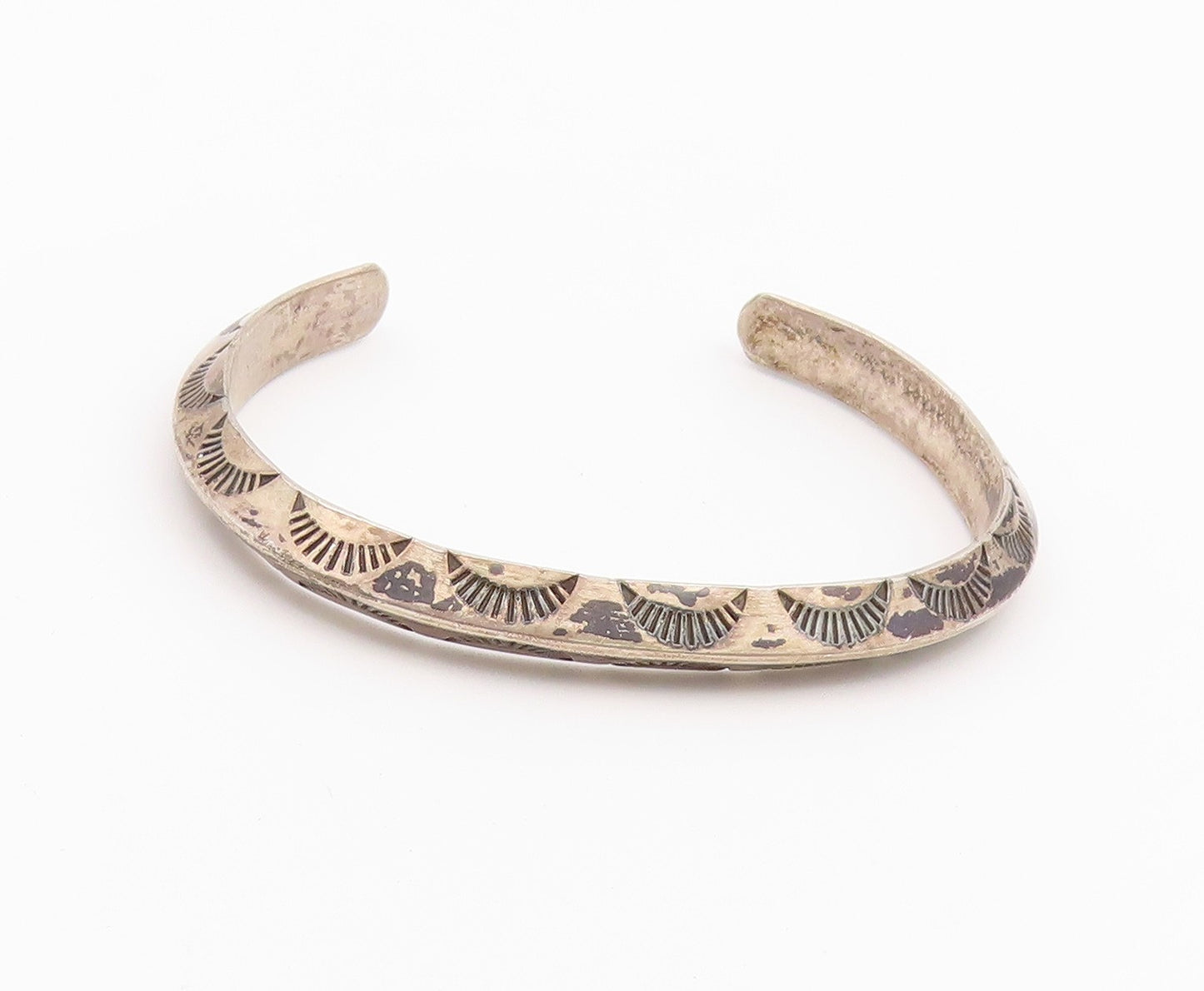 925 Sterling Silver Vintage Bracelet NAVAJO Classic Etched Sunburst Cuff BT12145
