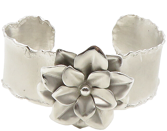 TAHARA 925 Sterling Silver  Flower Motif Smooth Matte Cuff Bracelet  BT6502