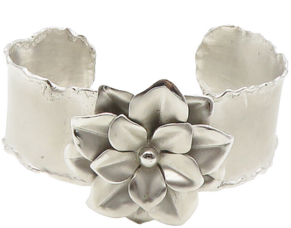 TAHARA 925 Sterling Silver  Flower Motif Smooth Matte Cuff Bracelet  BT6502