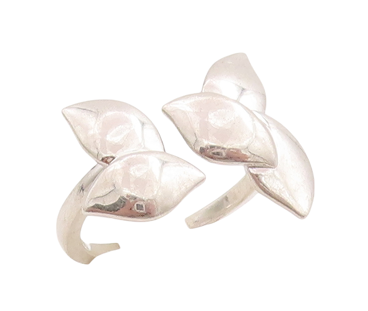 925 Sterling Silver Vintage Ring Solid Falling Leaves Cutout  Sz 8  RG28699
