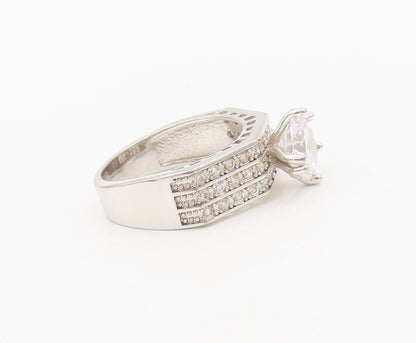 925 Sterling Silver  Vintage 3 Band & Main Stone CZ Wedding Ring Sz 8  RG27164