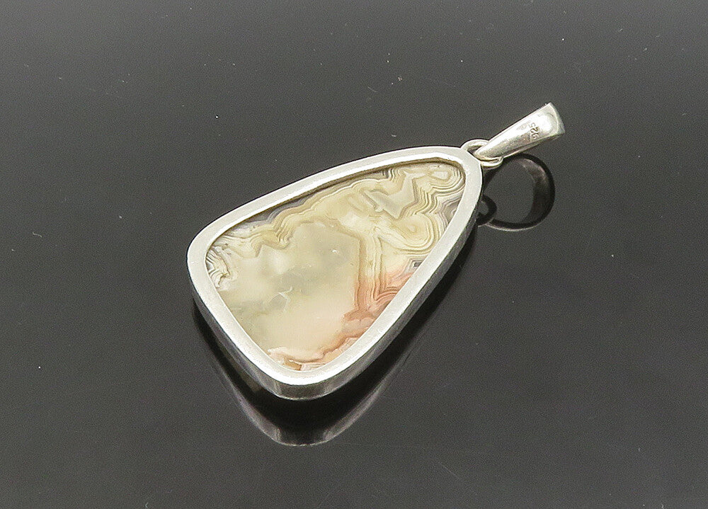 925 Sterling Silver  Vintage Agate Shiny Bail Pendant  PT17630