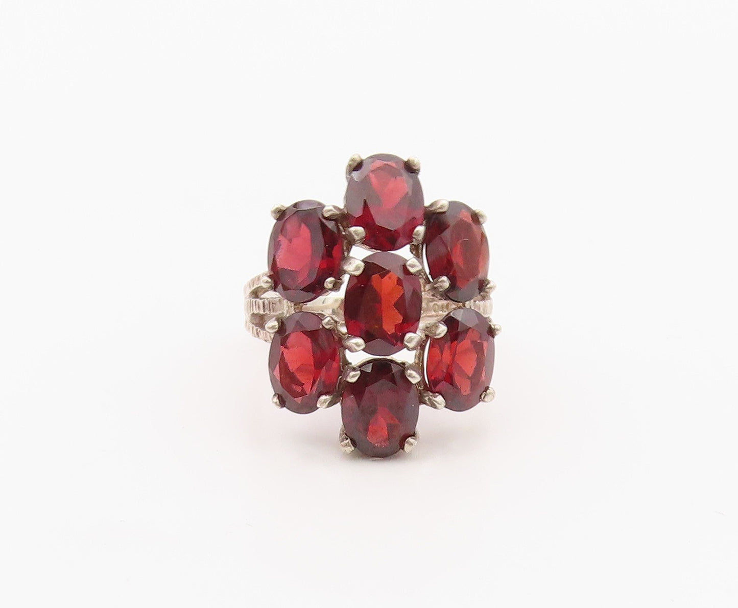 925 Sterling Silver Vintage Ring Elegant Garnet Floral Cluster  Sz 7  RG36352