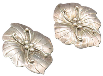 CAROL FELLEY 925 Silver  Vintage Beaded Etched Floral Drop Earrings  EG11962