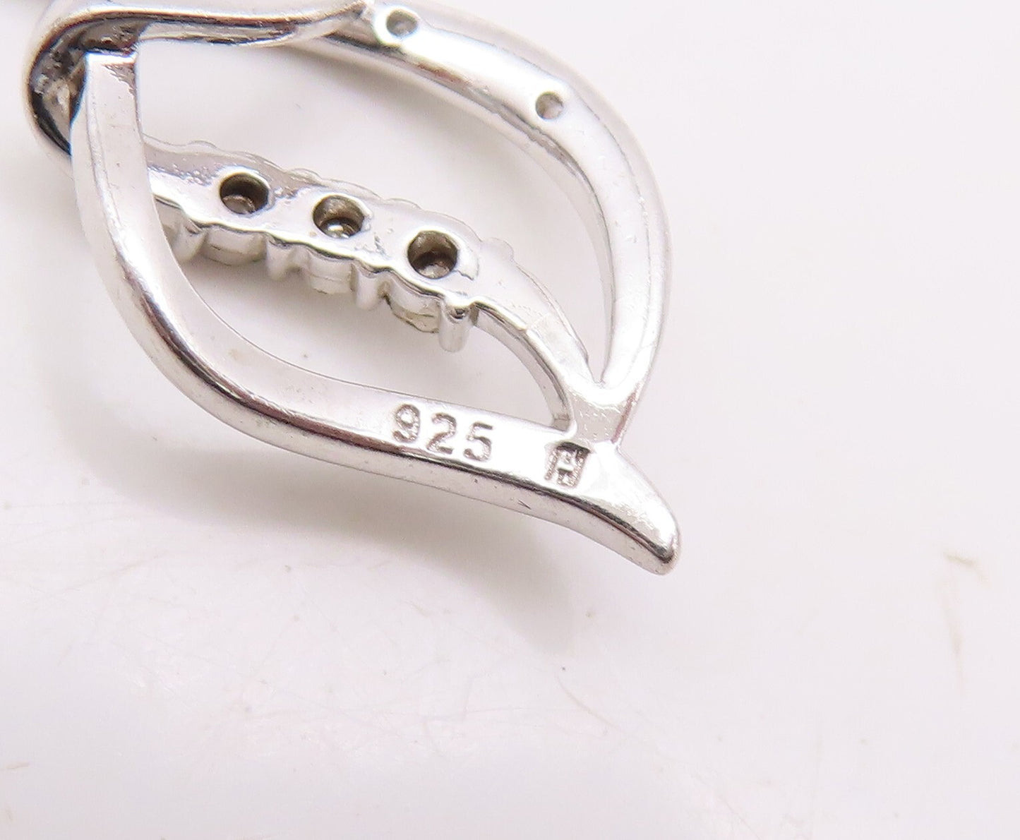925 Sterling Silver Vintage Pendant Designer Diamonds Inlay Swirly Cut  PT23601