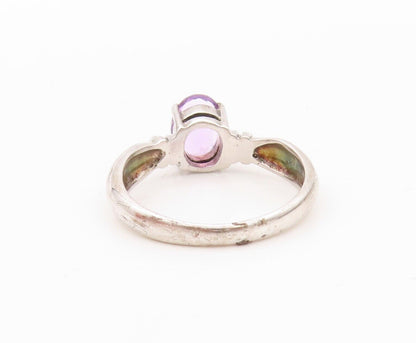 925 Sterling Silver Vintage Ring Grooved Neck Oval Amethyst  Sz 8  RG30282