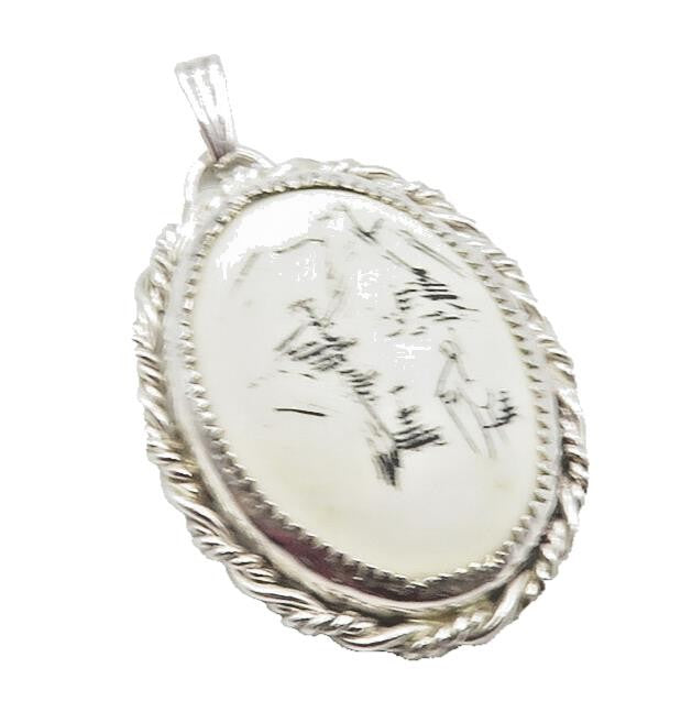 925 Sterling Silver  Vintage Etched Detail Oval Twist Drop Pendant  PT9507
