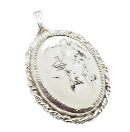 925 Sterling Silver  Vintage Etched Detail Oval Twist Drop Pendant  PT9507