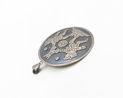 925 Sterling Silver  Vintage Oxidized Warriors Round Brooch Pin  BP7469
