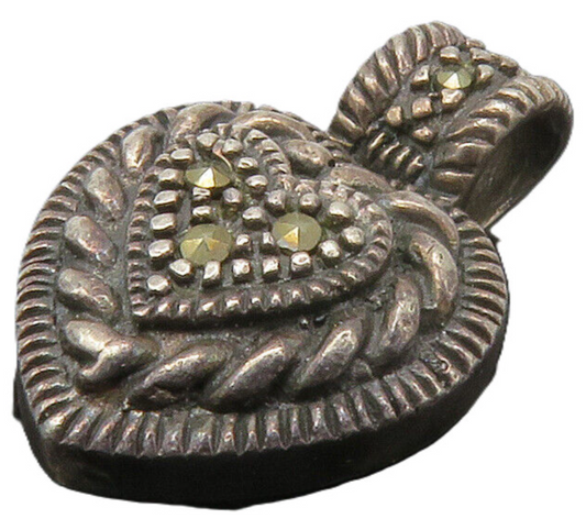 925 Sterling Silver  Vintage Marcasite Love Heart Dark Tone Pendant  PT11325