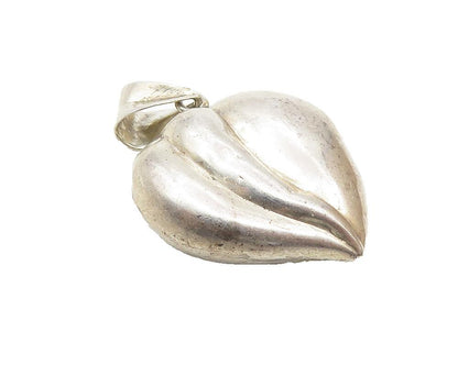 925 Sterling Silver  Vintage Shiny Fluted Hollow Love Heart Pendant  PT7569