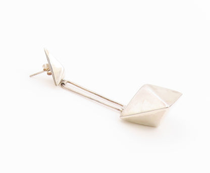 925 Sterling Silver Vintage Earrings 3D Geometric Pyramid Linear Drop  EG14422