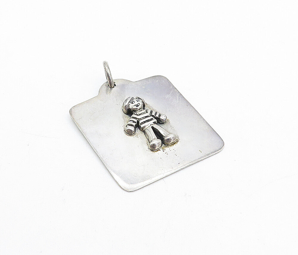 925 Sterling Silver  Vintage Small Child Raised Detail Square Pendant  PT3503