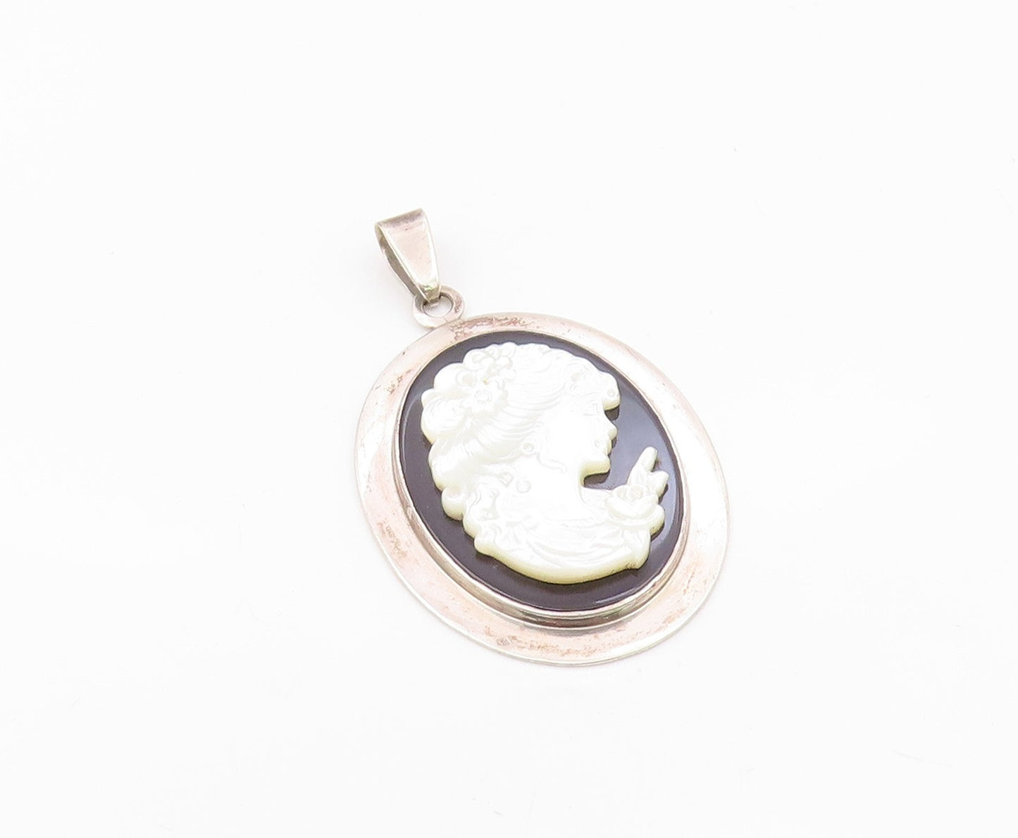 DESIGNER 925 Silver  Vintage Mother Of Pearl Woman & Onyx Pendant  PT21039