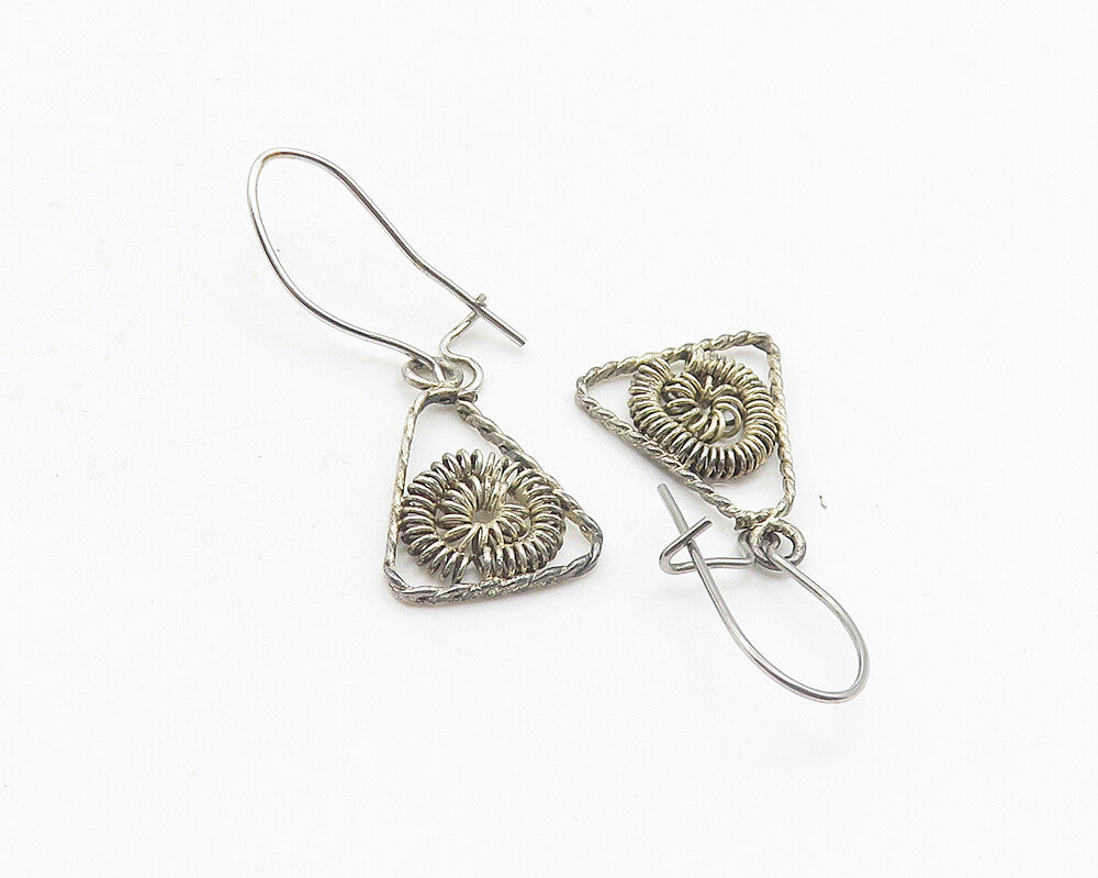 925 Sterling Silver  Vintage Wire Twist Swirl Design Dangle Earrings  EG5979