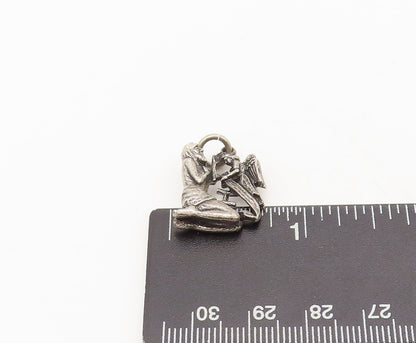 925 Sterling Silver  Vintage Religious Praying Man And Angle Pendant  PT22384