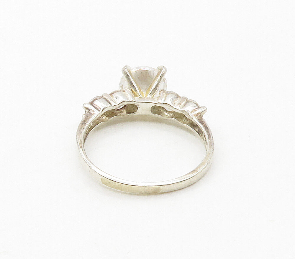 925 Sterling Silver  Vintage Cubic Zirconia Solitaire Accent Ring Sz 8 RG16612