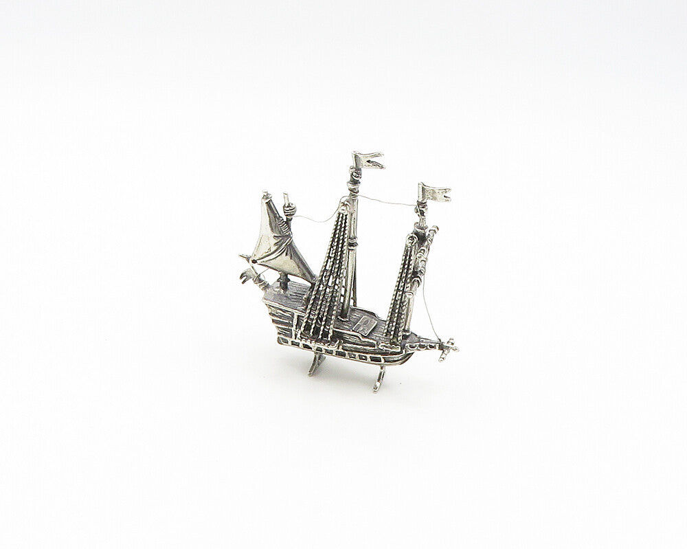 925 Sterling Silver  Vintage Shiny Sailing Ship Motif Table Trinket  TR2589