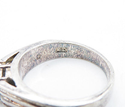 925 Sterling Silver  Vintage Cubic Zirconia Ribbed Solitaire Ring Sz 6  RG6522