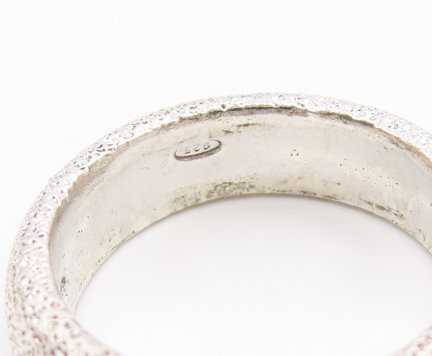 925 Sterling Silver Vintage Ring Modernist Textured Dome Band  Sz 7  RG36904