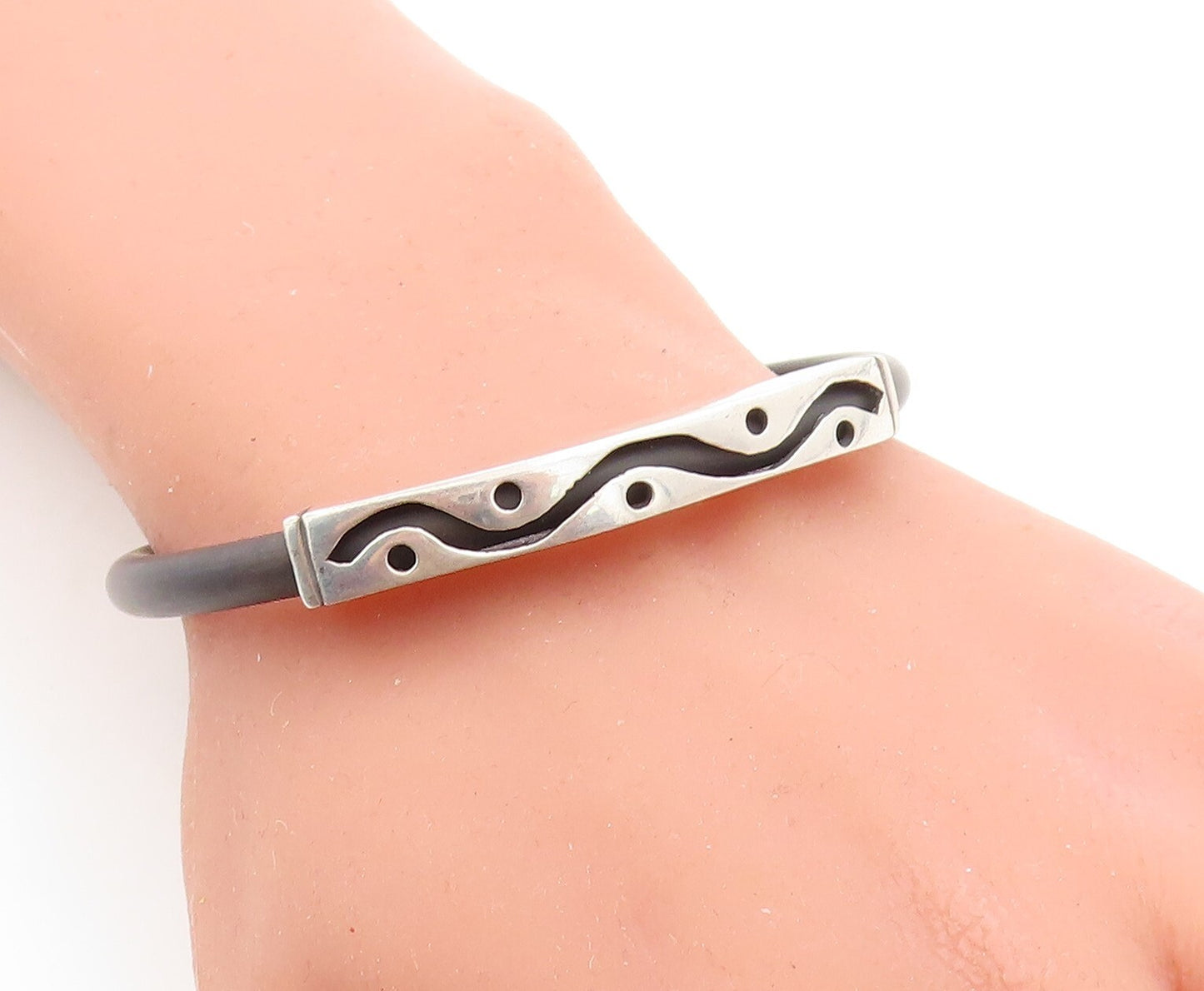 925 Sterling Silver  Swirl Dot Cutout Design Flexible Rubber Bracelet  BT1475