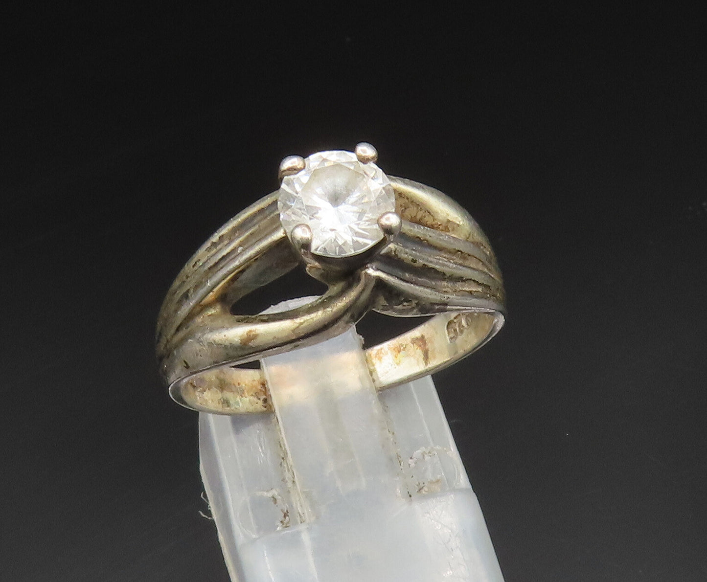 925 Silver  Vintage Cubic Zirconia Split Ribbed Shank Ring Sz 9  RG24593