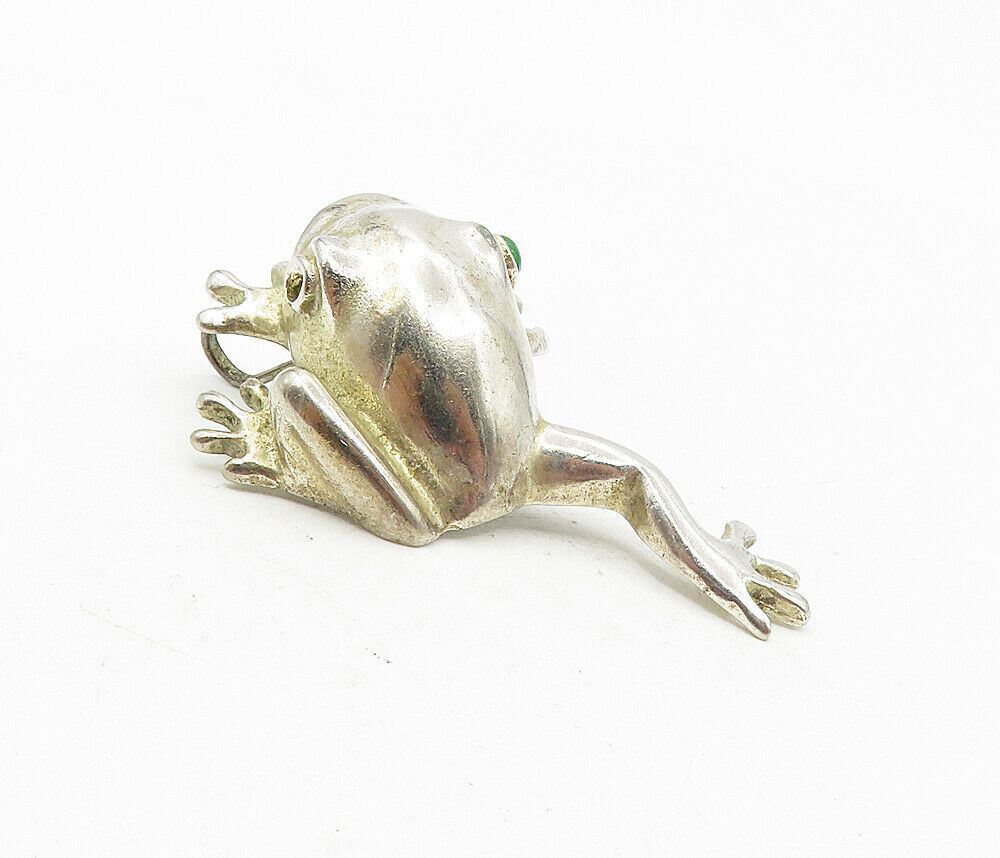 925 Sterling Silver  Vintage Green Stone Shiny Frog Motif Pendant  PT6671