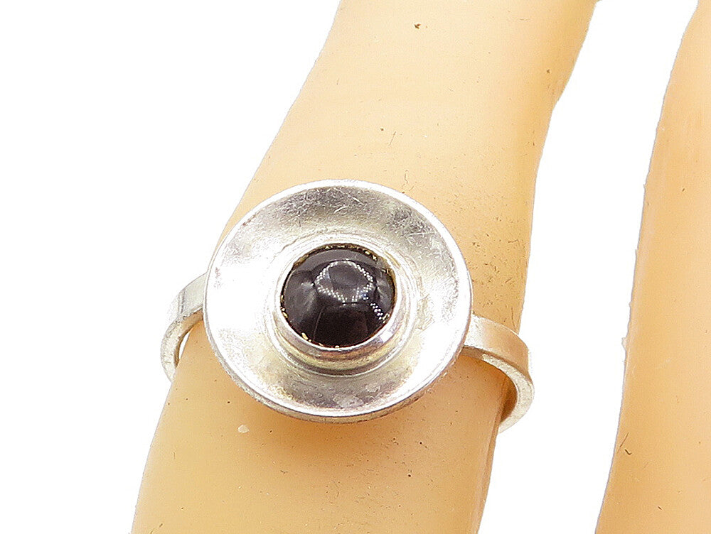 ISRAEL 925 Sterling Silver  Vintage Onyx Shiny Solitaire Ring Sz 6  RG4307