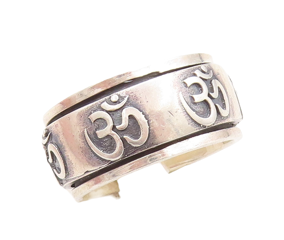 925 Sterling Silver Vintage Ring Spinner Religious OM Carved  Sz 12  RG31597