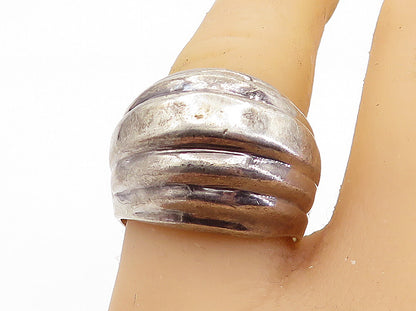 925 Sterling Silver  Vintage Shiny Fluted Dome Round Band Ring Sz 8.5  RG6436